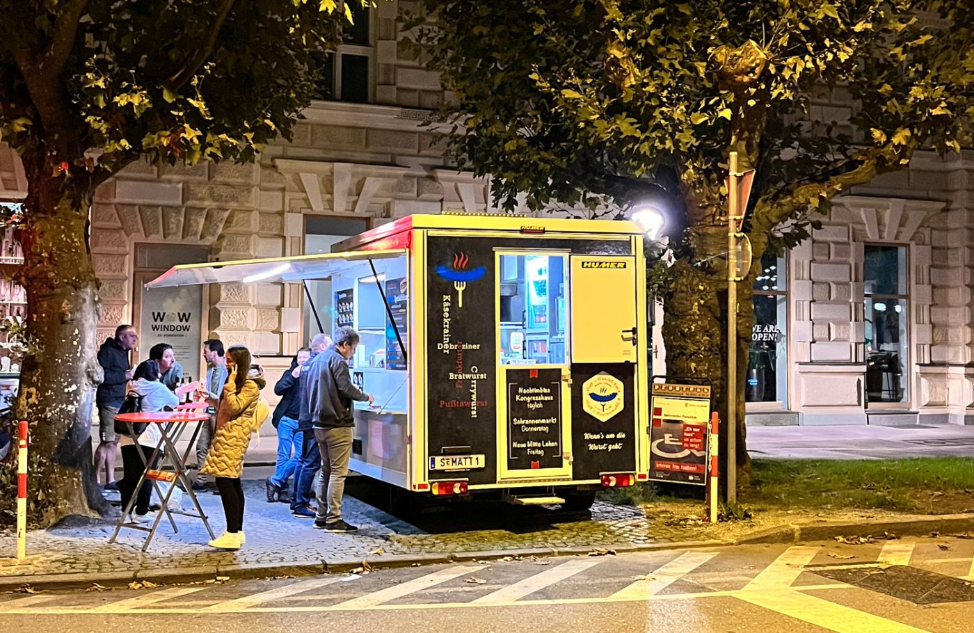 Schrannenmarkt-Salzburg-Matts-Würsteleck